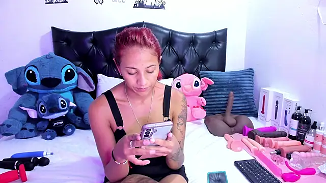 ValeryPettry 11 online show from March 28, 2026, 2:23 am