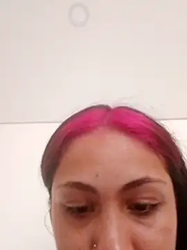 Snapshot of Luli2401 chatting on January 5, 2026, 7:50 pm Luli2401 online show from January 5, 2026, 7:50 pm