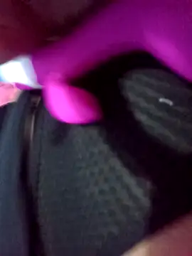 Moranguinhobr online show from February 9, 2026, 9:46 pm