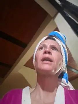 Snapshot of cintia_love chatting on January 12, 2026, 6:36 pm cintia love online show from January 12, 2026, 6:36 pm