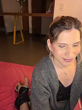 Snapshot of milablossom01 chatting on February 3, 2026, 7:13 am milablossom01 online show from February 3, 2026, 7:13 am