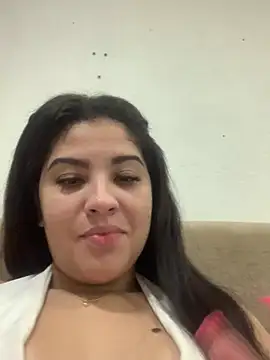 kahraujo online show from May 28, 2026, 8:26 pm