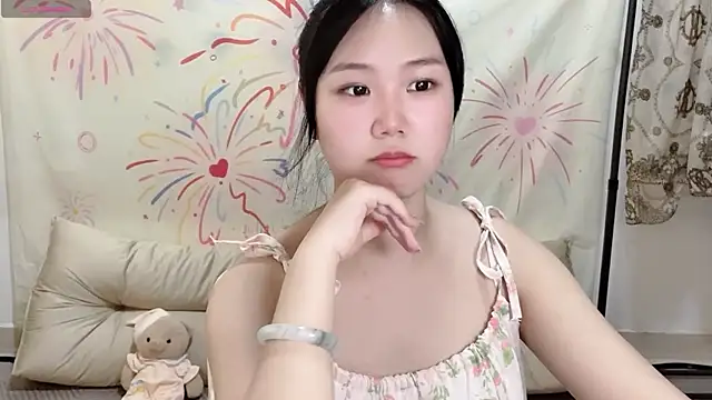 xiaoguai99 online show from July 4, 2026, 8:31 am