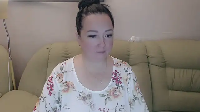 infinity loveliness online show from September 25, 2025, 4:07 am