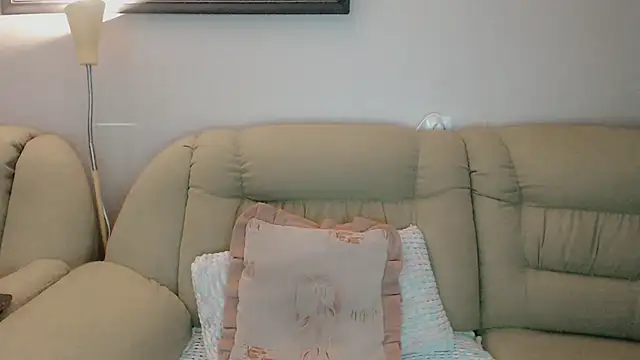 infinity loveliness online show from December 5, 2025, 7:18 am