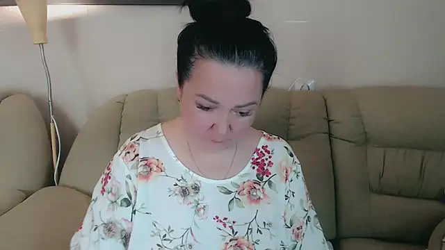 infinity loveliness online show from October 16, 2025, 6:54 am