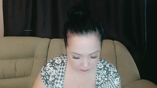 infinity loveliness online show from October 1, 2025, 6:18 am