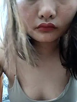 Sweet--Sexy online show from April 12, 2026, 5:38 pm