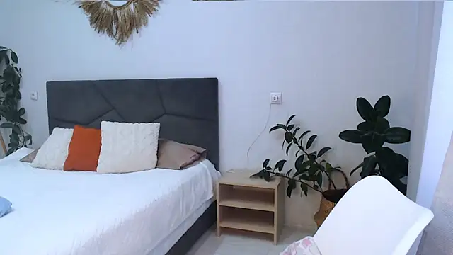 LOVELYBABY66 online show from March 6, 2026, 4:07 am