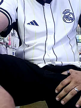 XHeterox online show from January 8, 2026, 8:04 pm