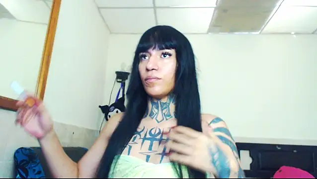 jazmin wolf online show from March 25, 2026, 5:12 pm