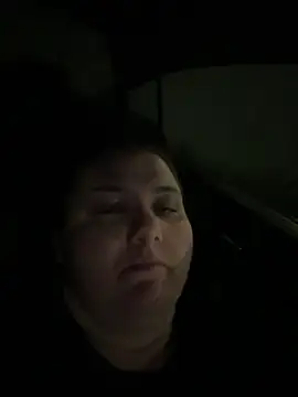 chachi1994 online show from February 4, 2026, 9:37 am