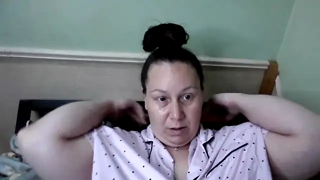 DallaStone online show from October 19, 2025, 4:43 pm