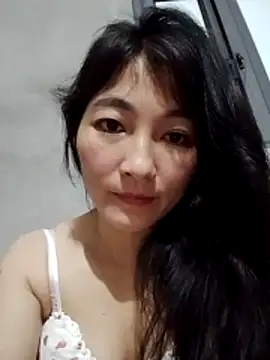 Snapshot of Asami_6868 chatting on February 3, 2026, 4:34 pm Asami 6868 online show from February 3, 2026, 4:34 pm