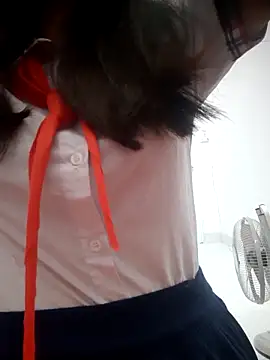 lina loveee online show from March 26, 2026, 1:26 am