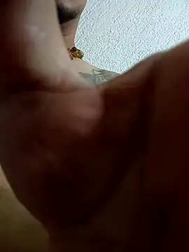 diablitoooxxx online show from February 23, 2026, 8:59 am