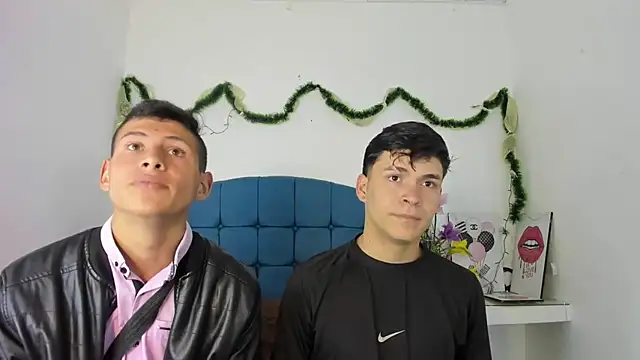 CoupleFire  online show from January 5, 2026, 6:11 pm