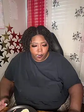 Snapshot of Chocolatebunnyxx96 chatting on February 12, 2026, 10:42 pm Chocolatebunnyxx96 online show from February 12, 2026, 10:42 pm