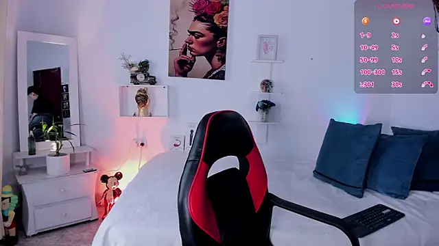 Snapshot of Zury_Ramirez chatting on February 8, 2026, 8:17 pm Zury Ramirez online show from February 8, 2026, 8:17 pm