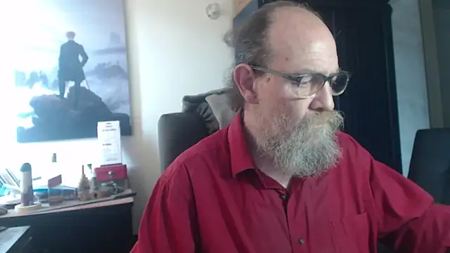 Snapshot of Uncle_Hottie chatting on July 9, 2026, 3:55 pm Uncle Hottie online show from July 9, 2026, 3:55 pm