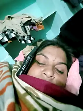 Rajnilodhi4788 online show from January 14, 2026, 10:02 pm