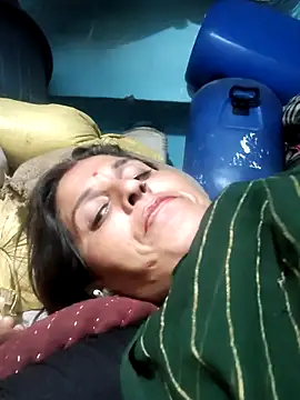 Bhavna8080 online show from July 29, 2026, 6:18 pm