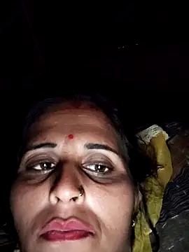 Bhavna8080 online show from June 19, 2026, 10:58 pm