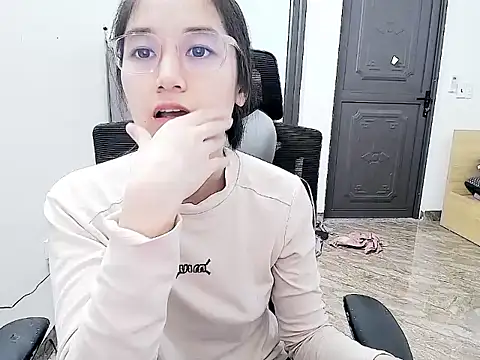 Shulee- online show from February 22, 2026, 7:22 am