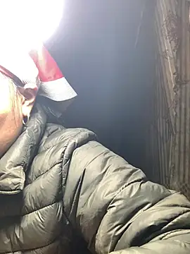 hinicky-0 online show from January 17, 2026, 2:26 am