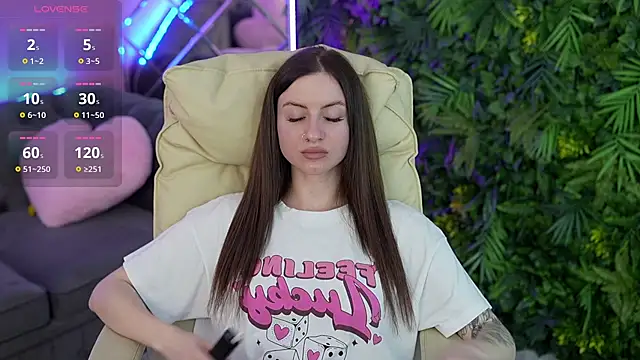 AlexaFleur online show from June 3, 2026, 2:33 pm