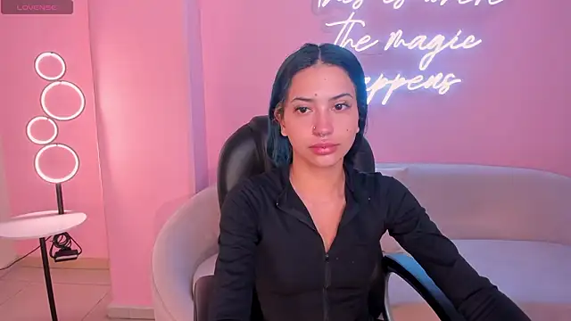 KayraLanne online show from February 3, 2026, 3:59 am