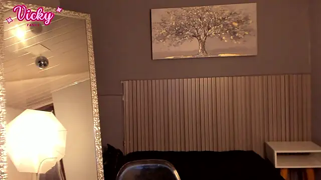 vicky fant4sy online show from February 13, 2026, 1:44 pm