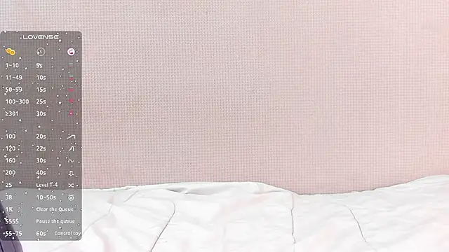 Snapshot of CristalBm_ chatting on February 9, 2026, 10:08 pm CristalBm online show from February 9, 2026, 10:08 pm