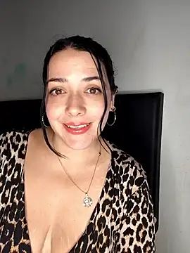 Snapshot of Vivianasweet chatting on January 12, 2026, 5:14 am Vivianasweet online show from January 12, 2026, 5:14 am