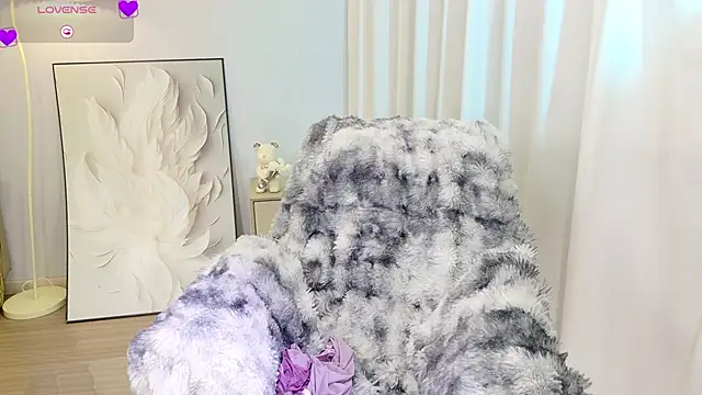 Miaomiao Baby520 online show from April 13, 2026, 12:53 pm