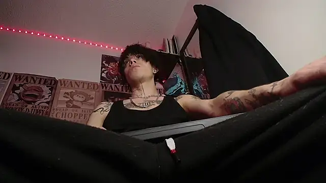 Snapshot of Anhony_Muscle chatting on February 5, 2026, 5:31 pm Anhony Muscle online show from February 5, 2026, 5:31 pm