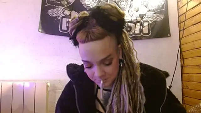 spiralhokkaido23 online show from February 10, 2026, 7:18 am