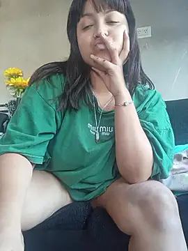 dulce marrr online show from April 13, 2026, 4:33 pm