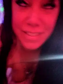 daaibabyxxx online show from April 7, 2026, 1:02 pm