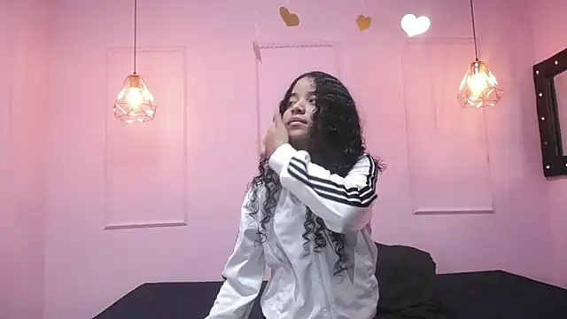 sofia1sweet online show from March 27, 2026, 1:56 pm