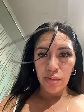 Snapshot of nataliia_queen_ chatting on August 7, 2026, 12:38 am nataliia queen online show from August 7, 2026, 12:38 am