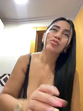 Snapshot of nataliia_queen_ chatting on June 10, 2026, 12:45 am nataliia queen online show from June 10, 2026, 12:45 am