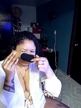 Snapshot of NenisJessicaOchoa chatting on February 18, 2026, 12:45 pm NenisJessicaOchoa online show from February 18, 2026, 12:45 pm