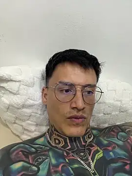 Chrissblack online show from March 12, 2026, 3:56 am