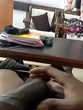 Snapshot of sunshine0000 chatting on February 15, 2026, 6:47 am sunshine0000 online show from February 15, 2026, 6:47 am