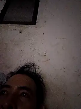 paladito01 online show from March 29, 2026, 3:52 am