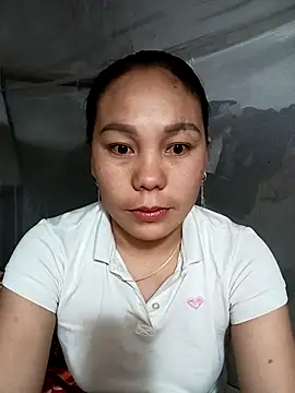 vanvan005 online show from March 13, 2026, 11:10 pm