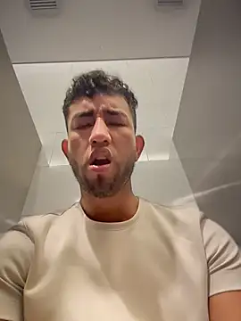 liam bronw online show from April 3, 2026, 6:47 pm