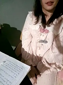 Snapshot of Happy_sweet1 chatting on January 14, 2026, 3:04 pm Happy sweet1 online show from January 14, 2026, 3:04 pm