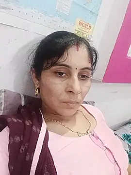 Hot ree85 online show from May 25, 2026, 1:54 pm